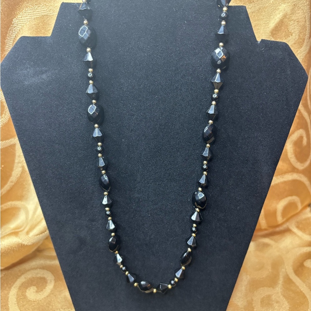 Elegant Black and Gold Beaded Necklace